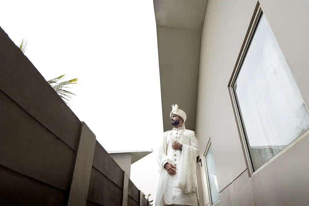 Candid vs Traditional Wedding Photography